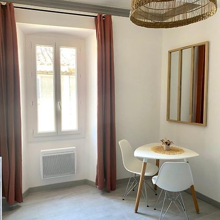 Le Studio En Provence Saint Didier  المظهر الخارجي الصورة