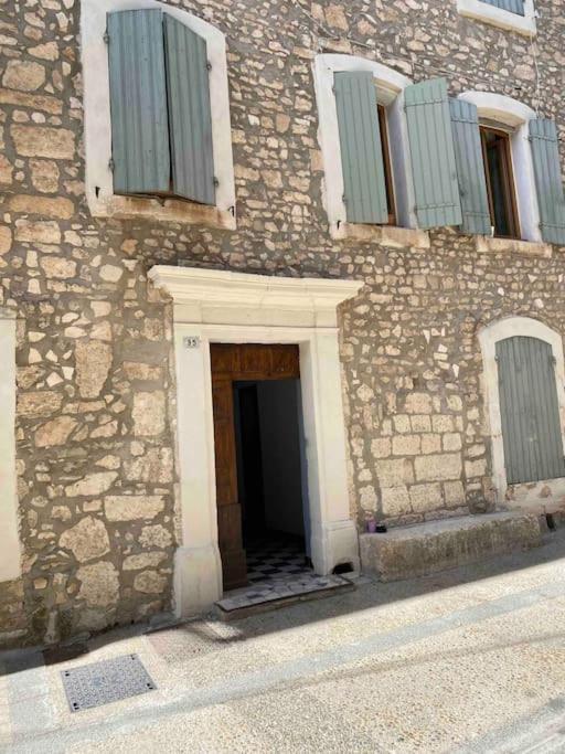 Le Studio En Provence Saint Didier  المظهر الخارجي الصورة